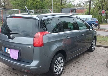 Peugeot 5008 2.0 Allure HDi FAP 150 Allure