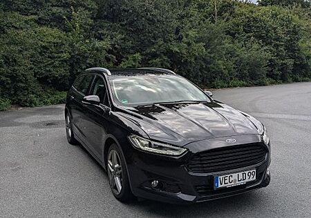 Ford Mondeo 2,0 TDCi Turnier Titanium 18ZOLL, LED
