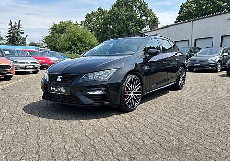 Seat Leon ST Cupra 300 4Drive /Navi/Pano/Alcantara/