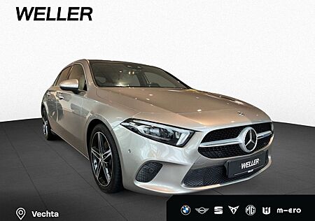 Mercedes-Benz Andere gebraucht kaufen Mercedes-Benz Mercedes A 220 Navi LED Klima Einparkhilfe