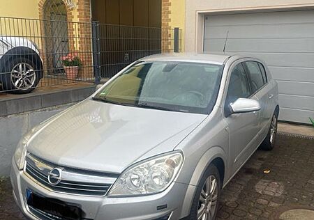 Opel Astra 1.9 CDTI 74kW -