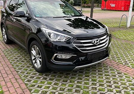 Hyundai Santa Fe Premium 2.2 CRDi 4WD Automatik