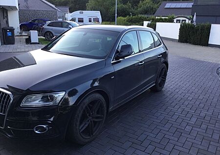 Audi Q5 2.0 TDI 140kW S tronic quattro S-line