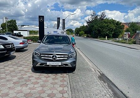 Mercedes-Benz GLC 220 d 4Matic AHK LED