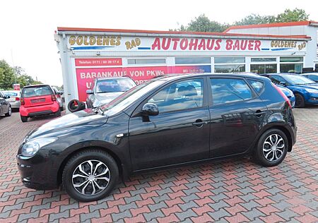 Hyundai i30 blue 1.4 Classic Klima