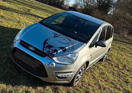 Ford S-Max 2,0 TDCi 103kW DPF Titanium Titanium