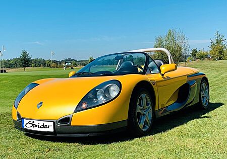 Renault Spider mit Frontscheibe