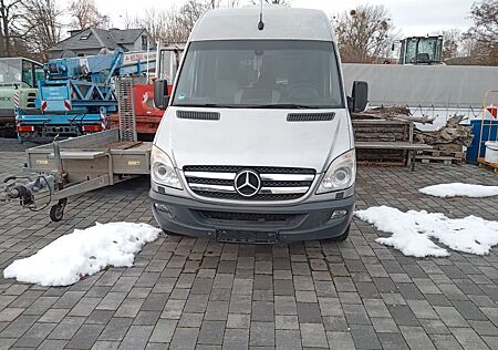 Mercedes-Benz Sprinter 9 Sitzer