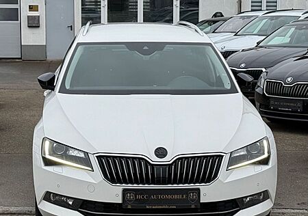 Skoda Superb Combi Style-ACC-LED-AHK-DSG-LANE-