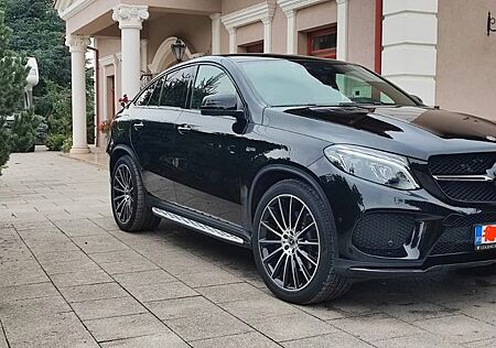 Mercedes-Benz GLE 43 AMG Mercedes-AMG GLE 43 4MATIC Merced...