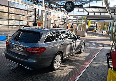 Mercedes-Benz C 250 d 4MATIC T Autom. -
