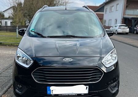Ford Tourneo Courier 1.0 EcoBoost 74kW Titanium T...