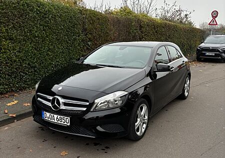 Mercedes-Benz A 200 -