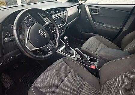 Toyota Auris START Edition 1,6-l-Valvematic START E...