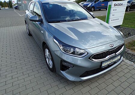 Kia Cee'd / Ceed 1.6 CRDi 48V 100kW DCT Vision