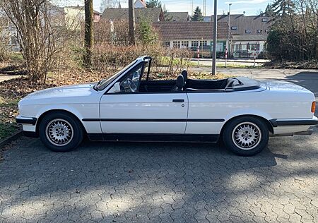 BMW 320 gebraucht kaufen BMW 320i E30 Automatik
