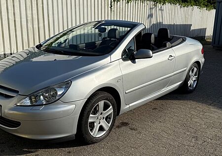 Peugeot 307 CC mit neuem TÜV, Ölwechsel, Cabrio, BT, Nav