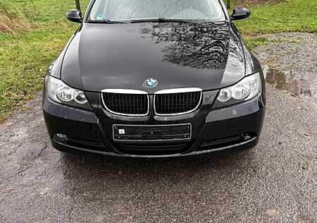 BMW 318i touring - E91