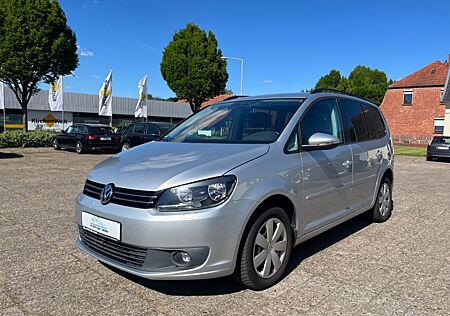 VW Touran Volkswagen Scheckheft,Navigation,TempomatTÜV NEU