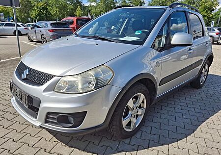 Suzuki SX4 Club