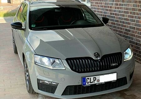 Skoda Octavia 2.0 TSI DSG RS Combi RS
