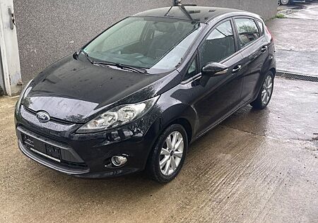 Ford Fiesta Champions Edition Klima 1 Hand Tüv Neu