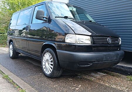 VW T4 Multivan Volkswagen 2 Syncro AXL Euro 4 viele Neutei