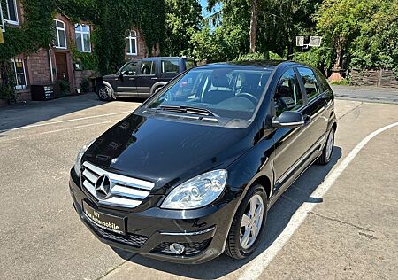Mercedes-Benz B 200 nur48 tkm vom Rentner sehr Gepflegt selten