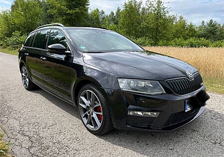 Skoda Octavia 2.0 TDI DSG RS Combi RS