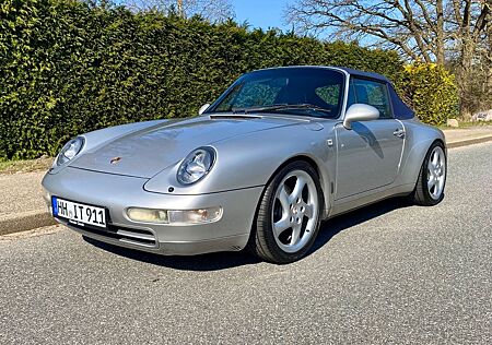 Porsche 993 Carrera 2 Cabriolet , Motor nur 36.000 Km