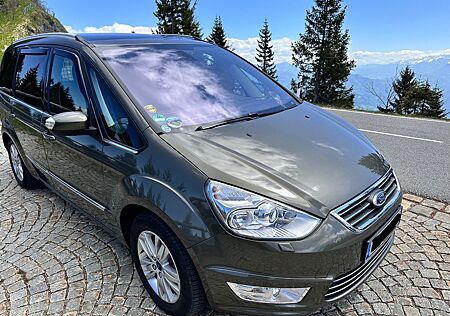 Ford Galaxy 2,0 EcoBoost Titanium PowerShift Titanium