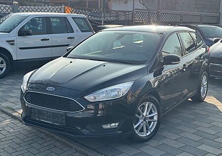 Ford Focus Turnier Business 1 Hand
