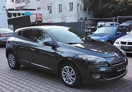 Renault Megane III Lim. 5-trg. Dynamique Neuer Tüv