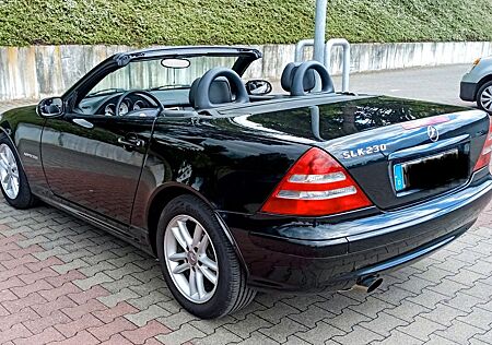 Mercedes-Benz SLK 230 KOMPRESSOR -Automatik 197PS