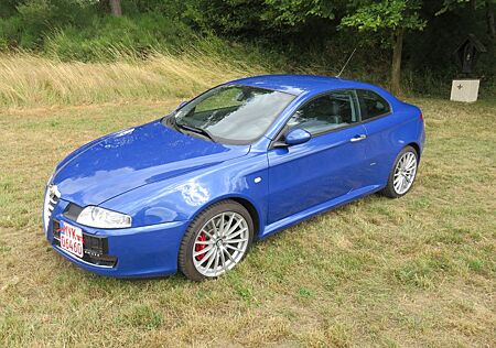 Alfa Romeo GT 3.2 V6 24V Distinctive SAMMLER TOP