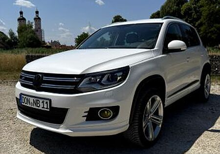 VW Tiguan Volkswagen R-Line 2.0 TSI | 4Motion | Handschalter