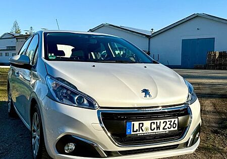 Peugeot 208 1.6 Active BlueHDi 100 STOP & START Active