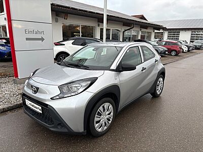 Toyota Aygo X Basis 5-Türer *CarPlay,Klima,1.Hand*