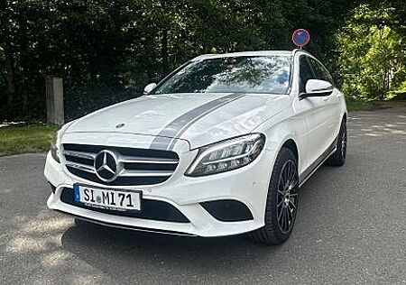 Mercedes-Benz C 220 d 4MATIC T Autom. -