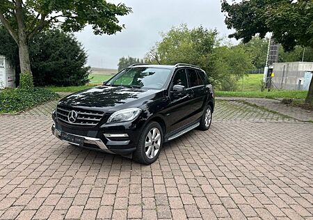 Mercedes-Benz ML 350 BlueTEC 4MATIC Xenon 7G