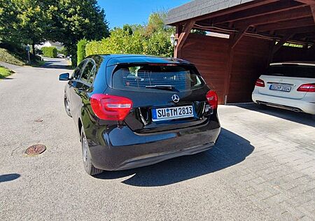 Mercedes-Benz A 180 -
