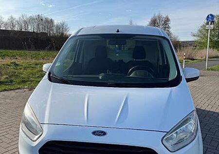 Ford Courier