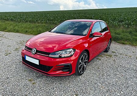 VW Golf Volkswagen 2.0 DSG GTI LED+ACC+VC+RFK+SHZ