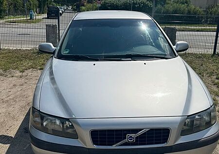 Volvo S60 2.4 Automatik HU/09/2026
