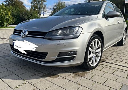 VW Golf Volkswagen 7 2.0TDI DSG/AHK/ACC/Xenon/Highline