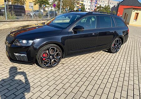 Skoda Octavia 2.0 TSI DSG RS 230 Combi RS