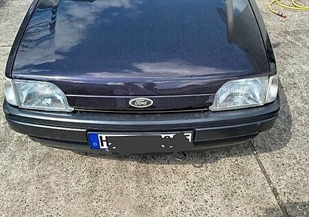 Ford Fiesta 1.3i -