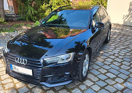 Audi A4 Avant 35 TDI sport AHK Automatik