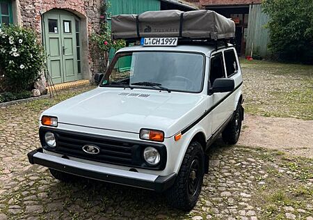 Lada Niva 4x4 Camper