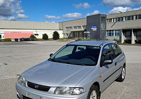 Mazda 323 P V (BA) 1.3 i 16V